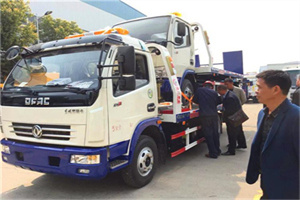 西和汽车道路救援拖车价格